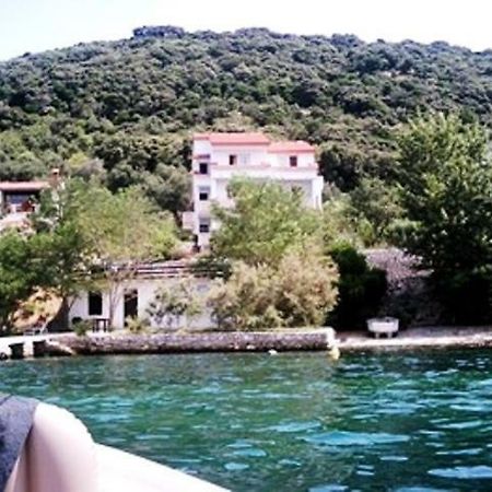Apartman Supetarska Draga Exterior photo