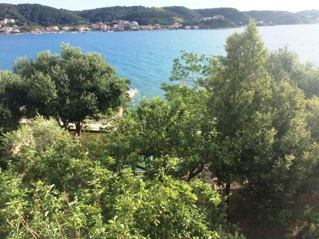 Apartman Supetarska Draga Exterior photo
